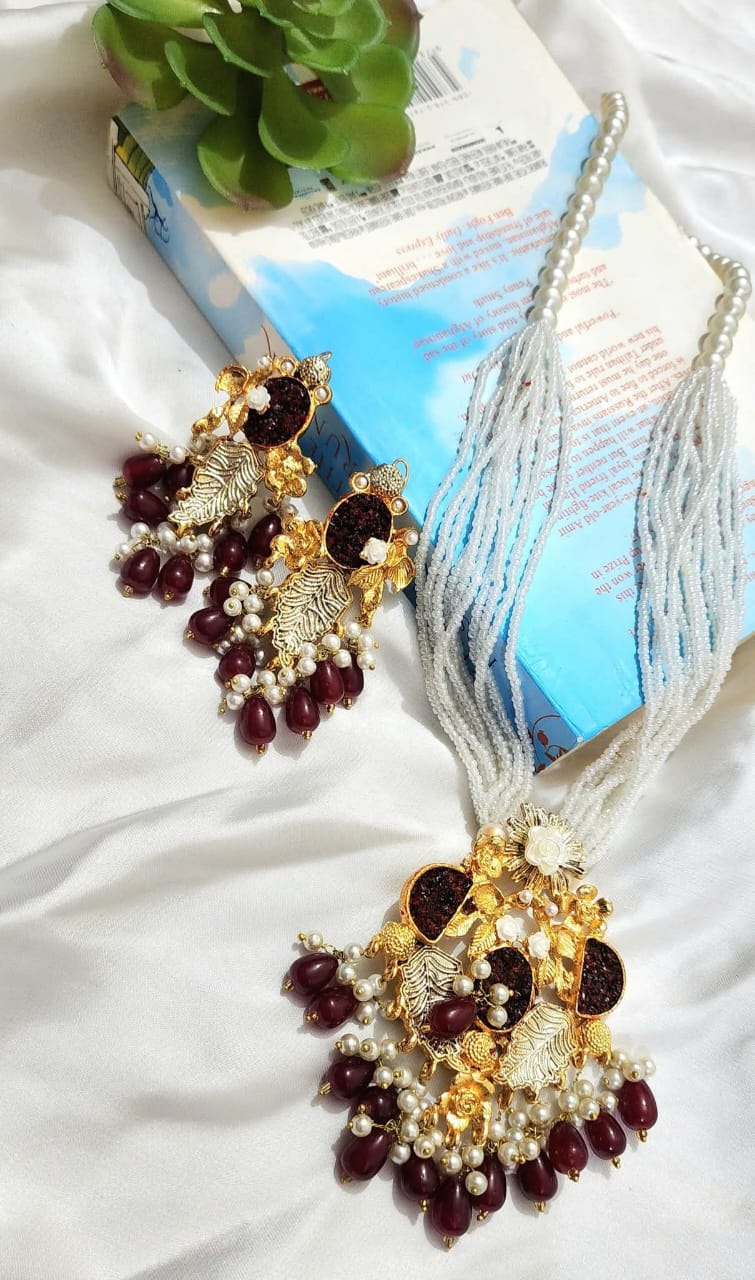 Crushed Stones Maala Set