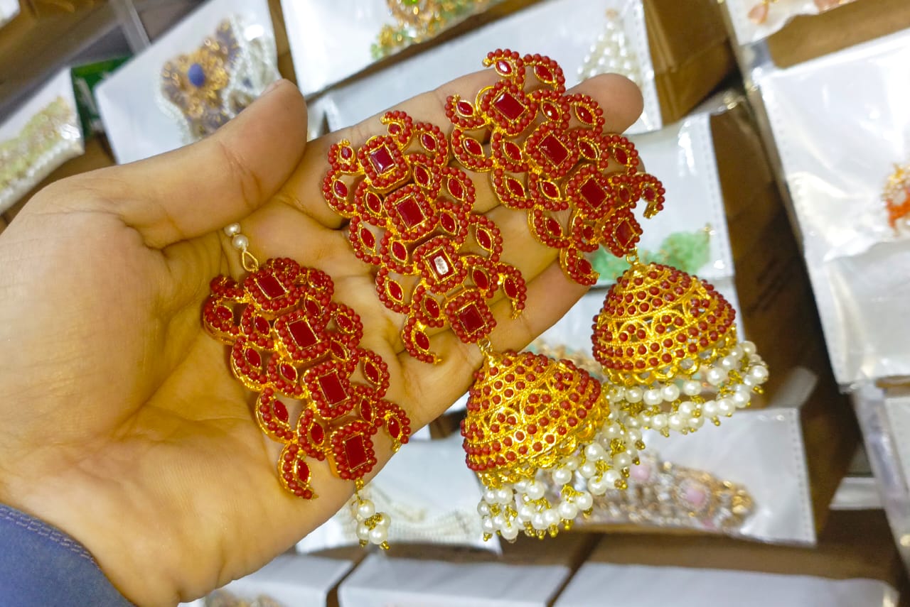Nauratan Multi Jhumka With Bindi, Gucha Paroi