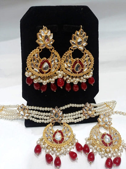 Kundan Choker Set With Earrings Bindi