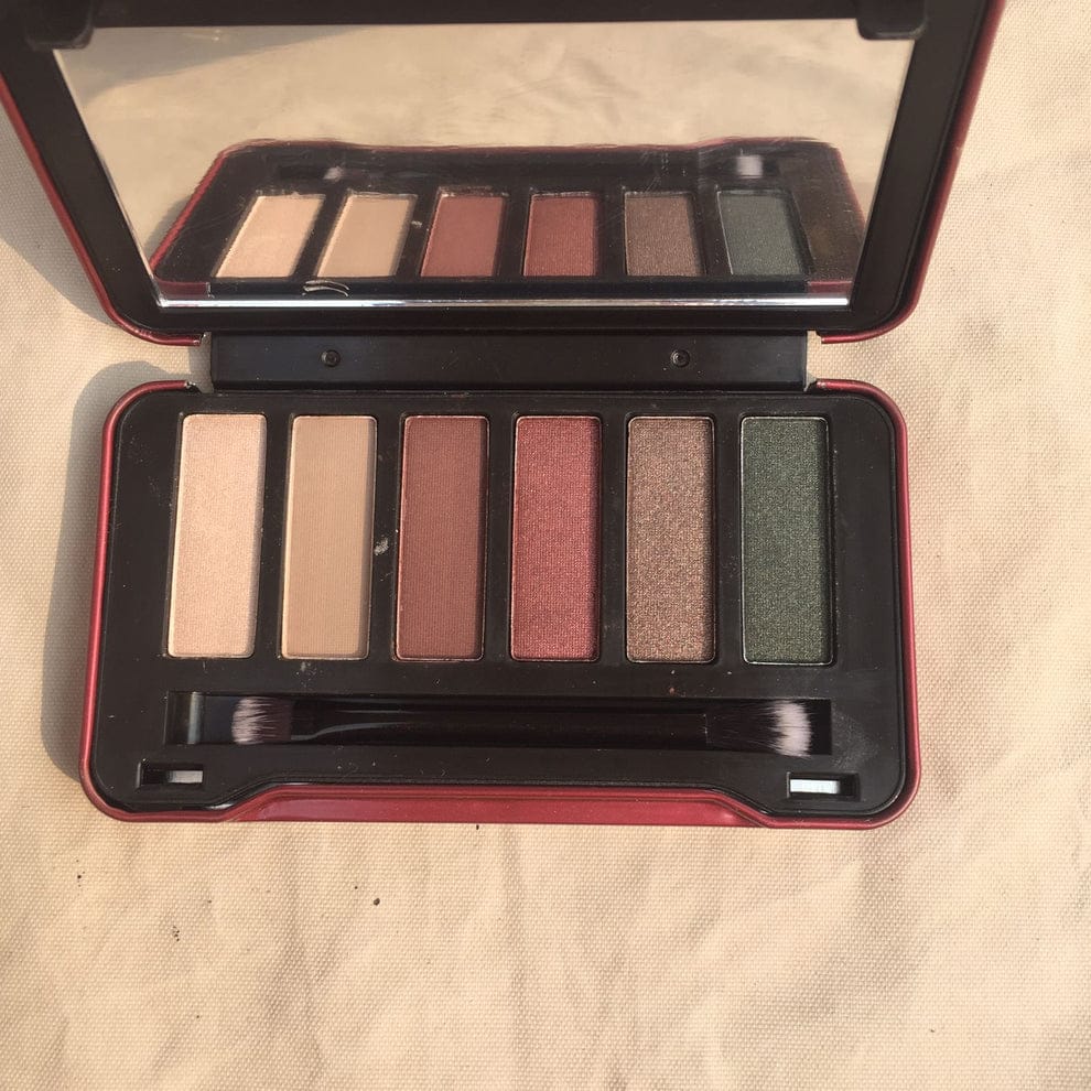 Sexy Six Eyeshadow Pallete