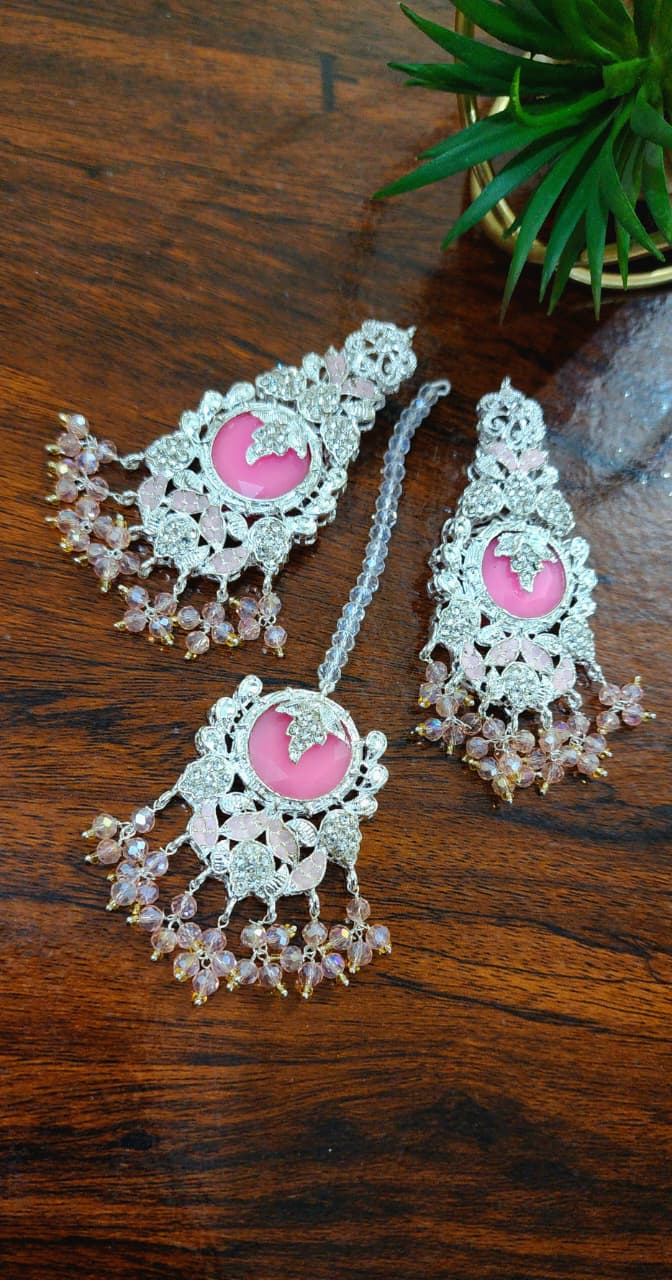 Handmade Casting Earrings Bindi Set Unique Design