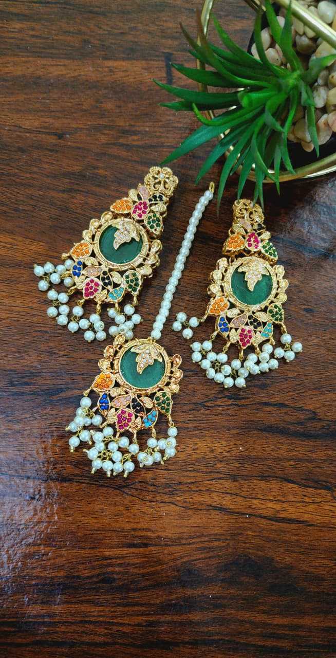 Handmade Casting Earrings Bindi Set Unique Design