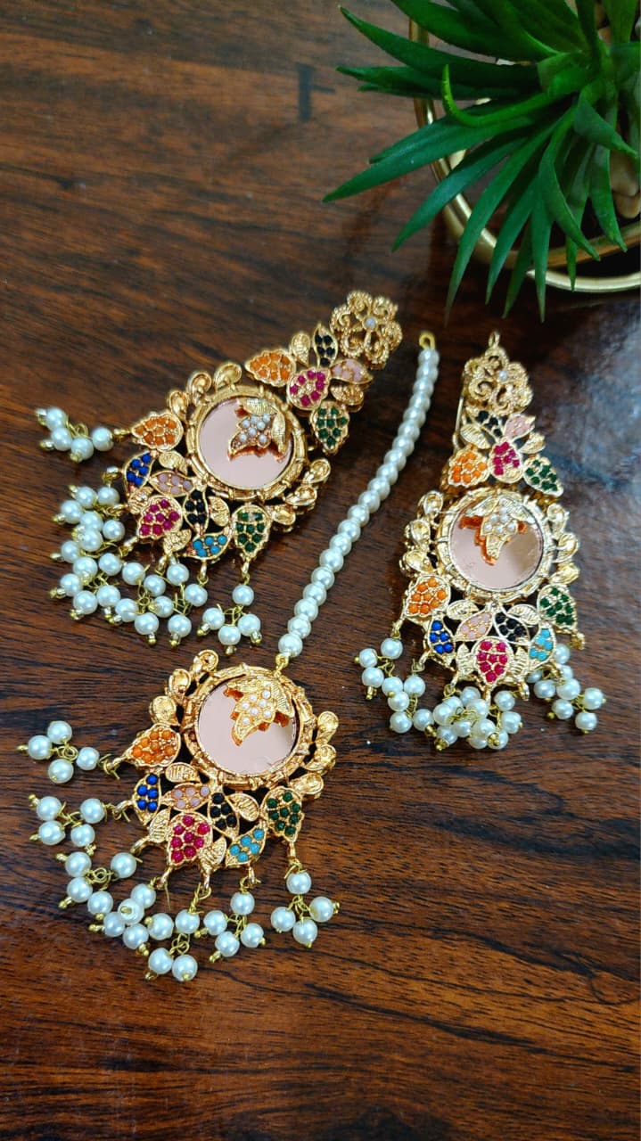 Handmade Casting Earrings Bindi Set Unique Design