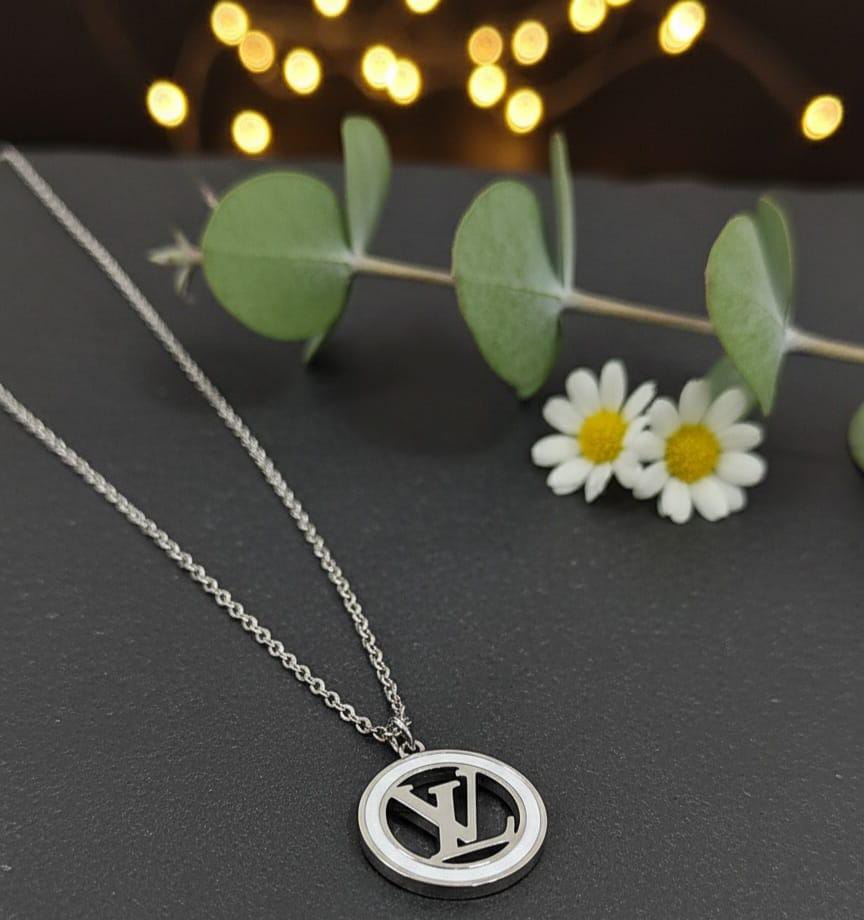 Stainless Steel Chains/Pandant