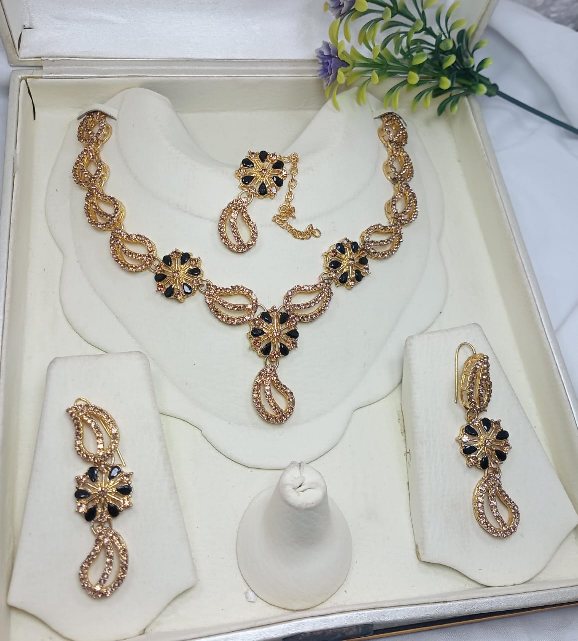 Necklace Set Zircon Work