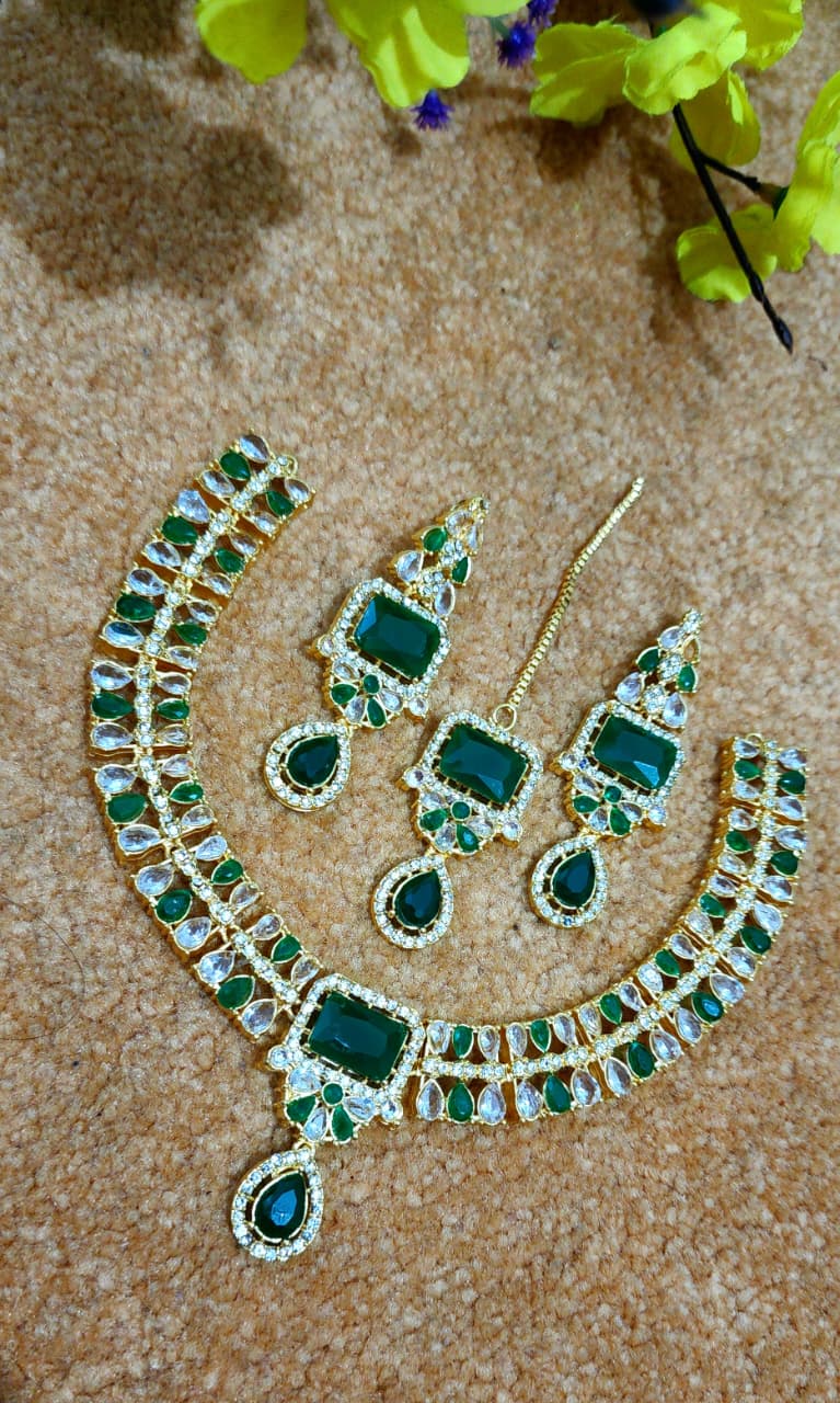 Zircon Work Necklace Set